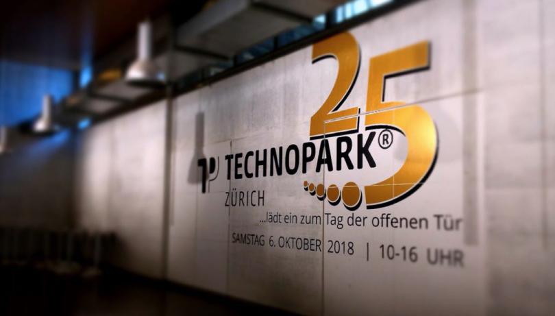 The wall of the Technopark entrance is decorated with a festive design for its anniversary.